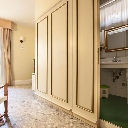Dimora Antica Pianella Bed and Breakfast Pianella  Rum bild